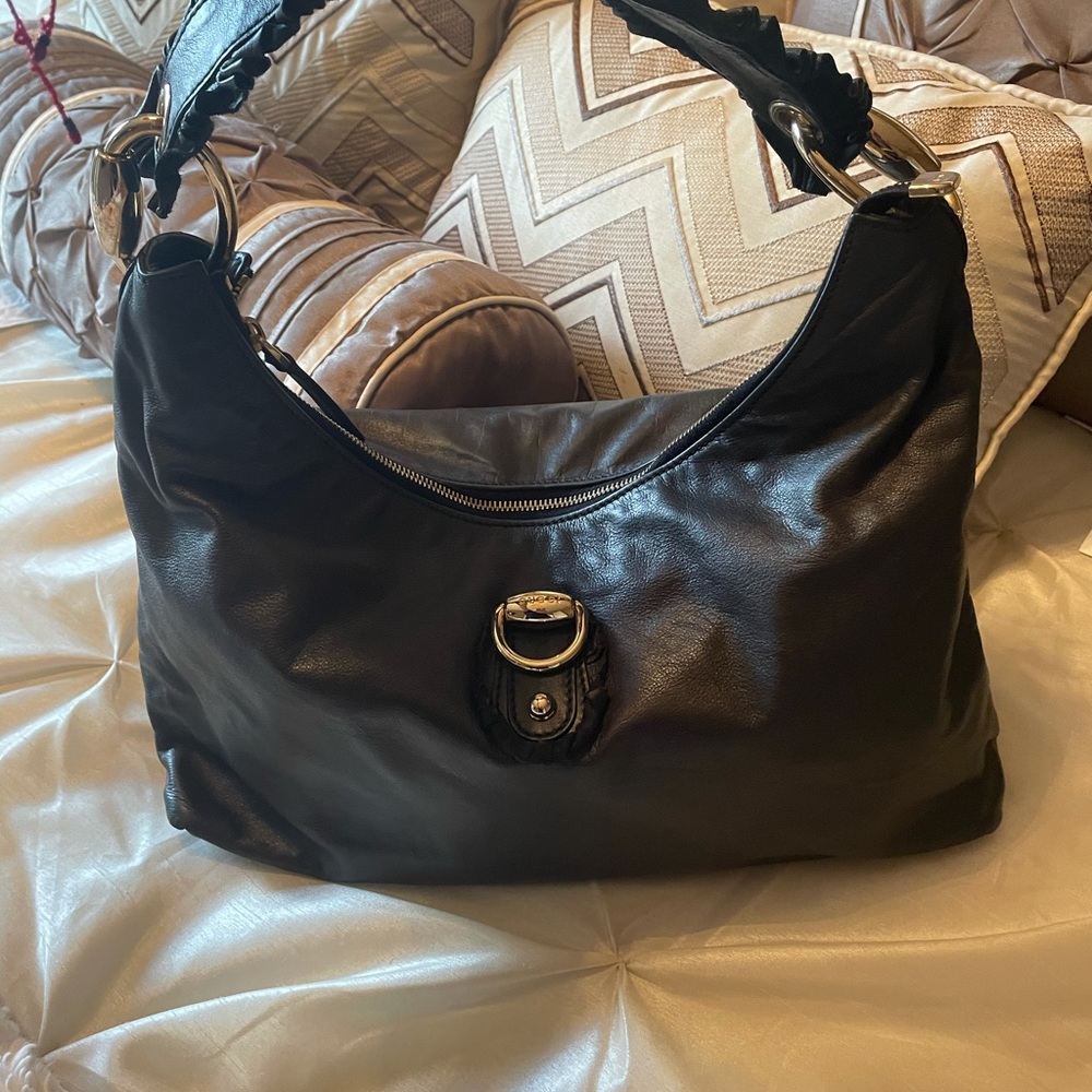 Gucci Sabrina Ruffle Hobo handbag